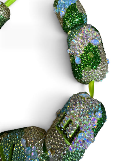 extravagant oversized necklace LOVE!